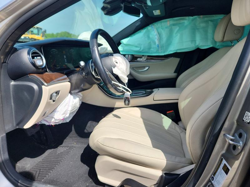 62047236 :رقم المزاد ، W1KZF8DB0MA909037 vin ، 2021 Mercedes-benz E مزاد بيع