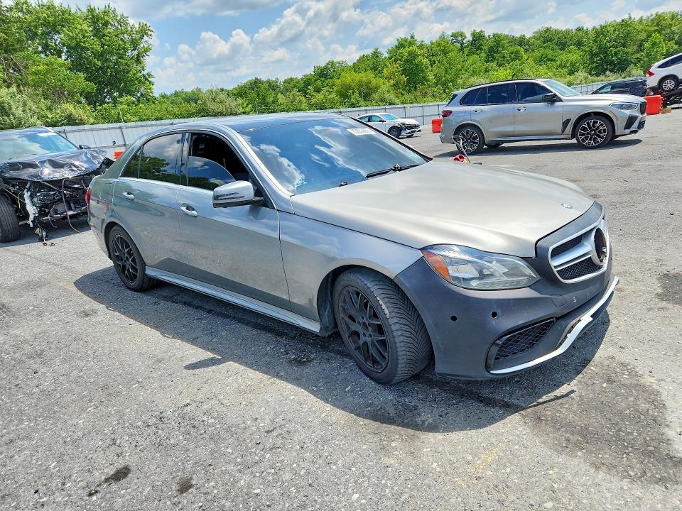 63053856 :رقم المزاد ، WDDHF8JB4EA899467 vin ، 2014 Mercedes-benz E مزاد بيع