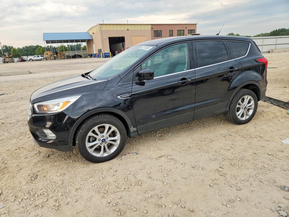 62716356 :رقم المزاد ، 1FMCU0GD6KUA16480 vin ، 2019 Ford Escape مزاد بيع