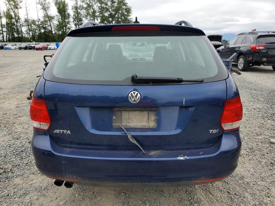 60015456 :رقم المزاد ، 3VWPL7AJ0BM608748 vin ، 2011 Volkswagen Jetta مزاد بيع