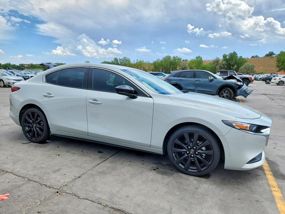 2024 Mazda 3 მანქანა იყიდება აუქციონზე, vin: 3MZBPABM4RM418515, აუქციონის ნომერი: 61769586