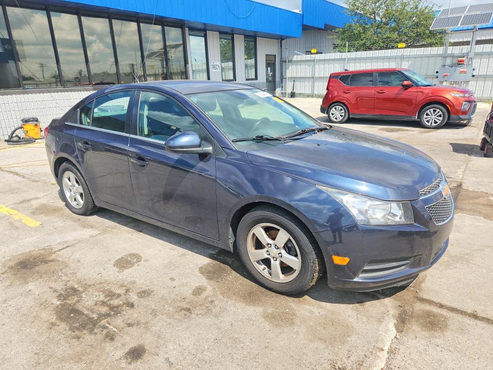 62549066 :رقم المزاد ، 1G1PC5SB5E7414870 vin ، 2014 Chevrolet Cruze مزاد بيع