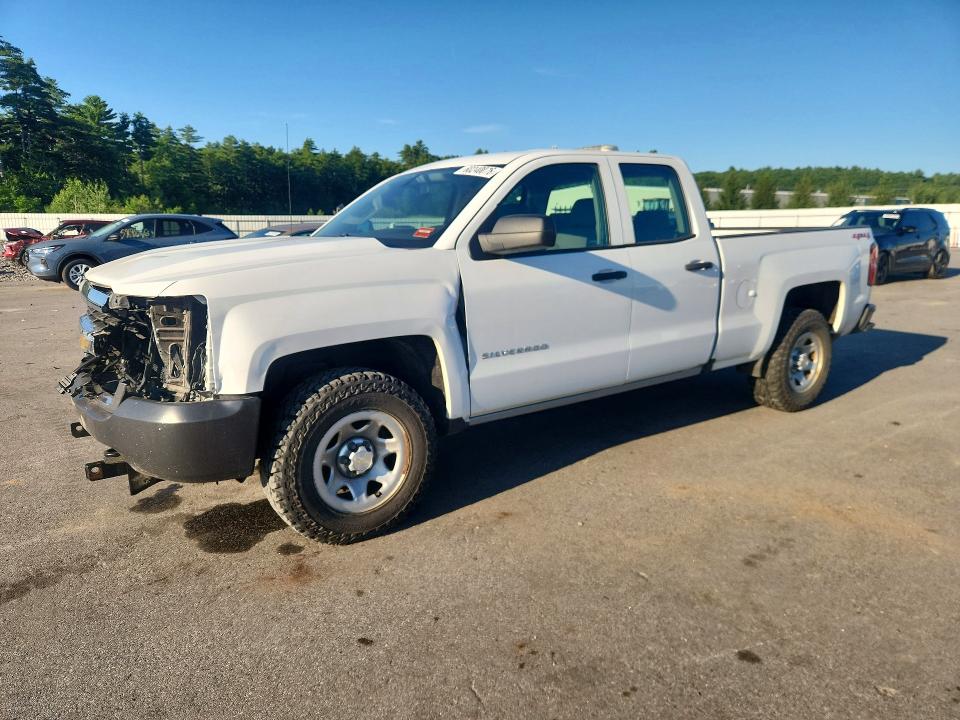 60240076 :رقم المزاد ، 1GCVKNEH2JZ256634 vin ، 2018 Chevrolet Silverado مزاد بيع