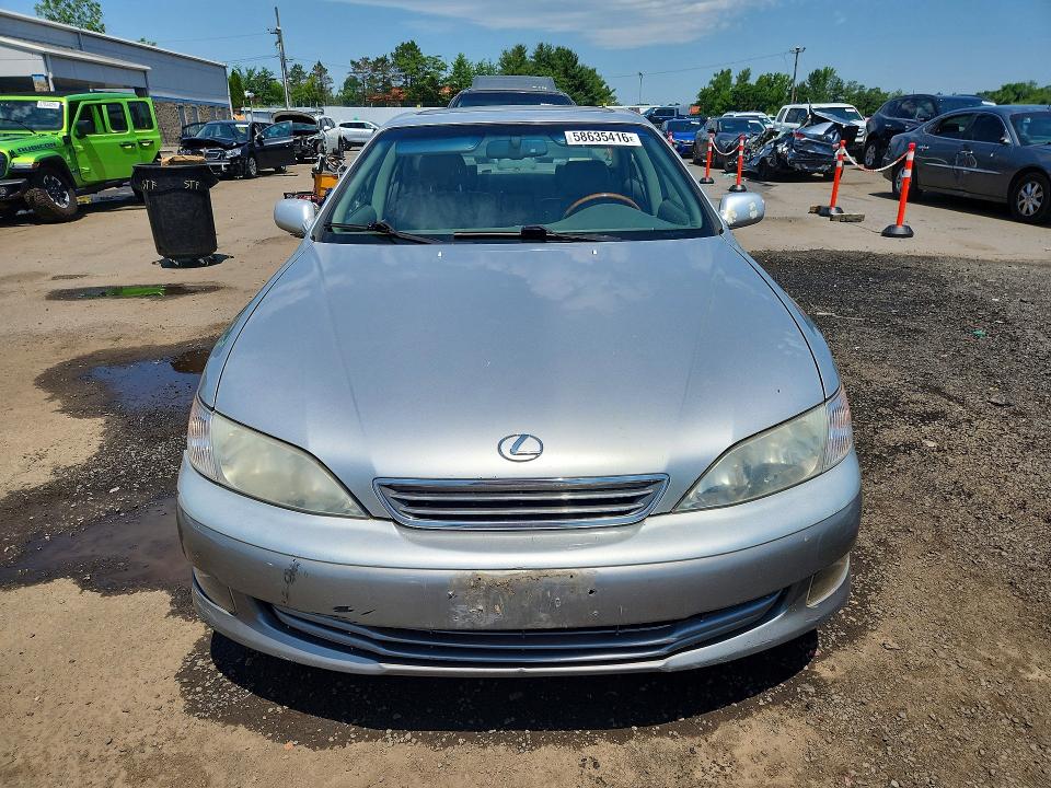2001 Lexus Es მანქანა იყიდება აუქციონზე, vin: JT8BF28G815109510, აუქციონის ნომერი: 58635416