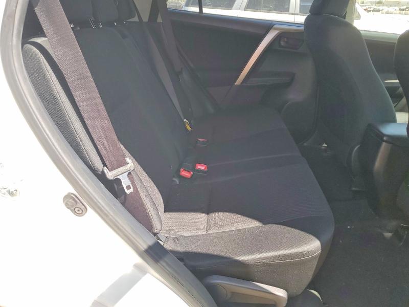 2015 Toyota Rav4 მანქანა იყიდება აუქციონზე, vin: JTMZFREV0FJ058207, აუქციონის ნომერი: 61326136