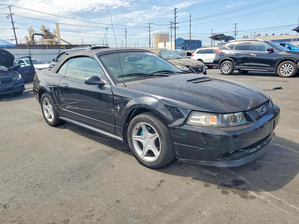2000 Ford Mustang მანქანა იყიდება აუქციონზე, vin: 1FAFP4444YF192886, აუქციონის ნომერი: 61594476