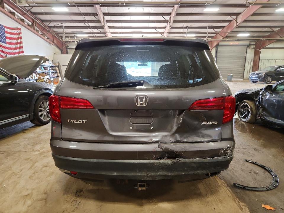 61447626 :رقم المزاد ، 5FNYF6H36JB022767 vin ، 2018 Honda Pilot مزاد بيع