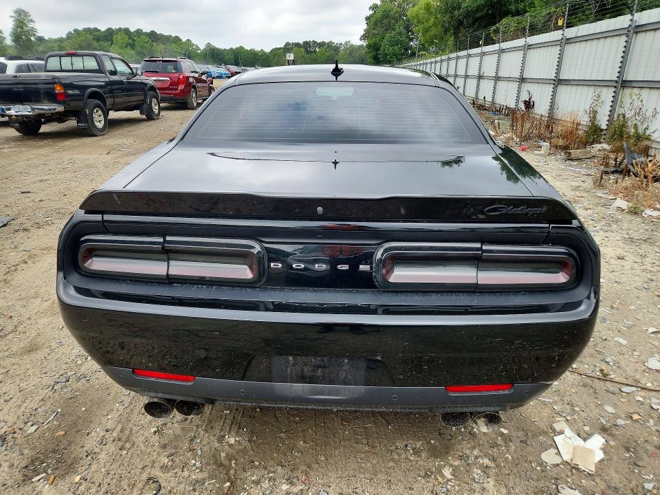 59794656 :رقم المزاد ، 2C3CDZBT6MH641818 vin ، 2021 Dodge Challenger مزاد بيع