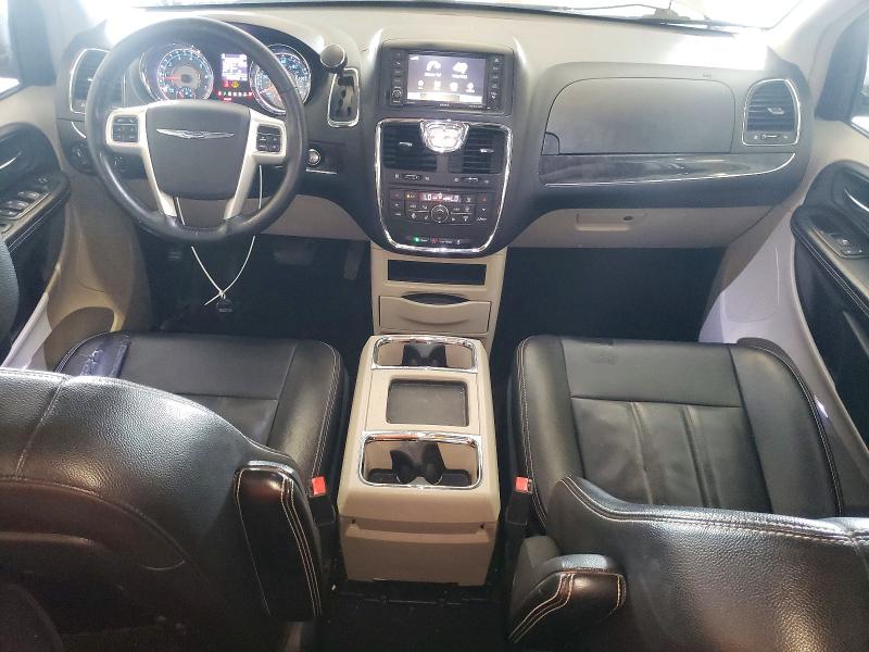 60091896 :رقم المزاد ، 2C4RC1BG1FR636701 vin ، 2015 Chrysler Town & Country مزاد بيع