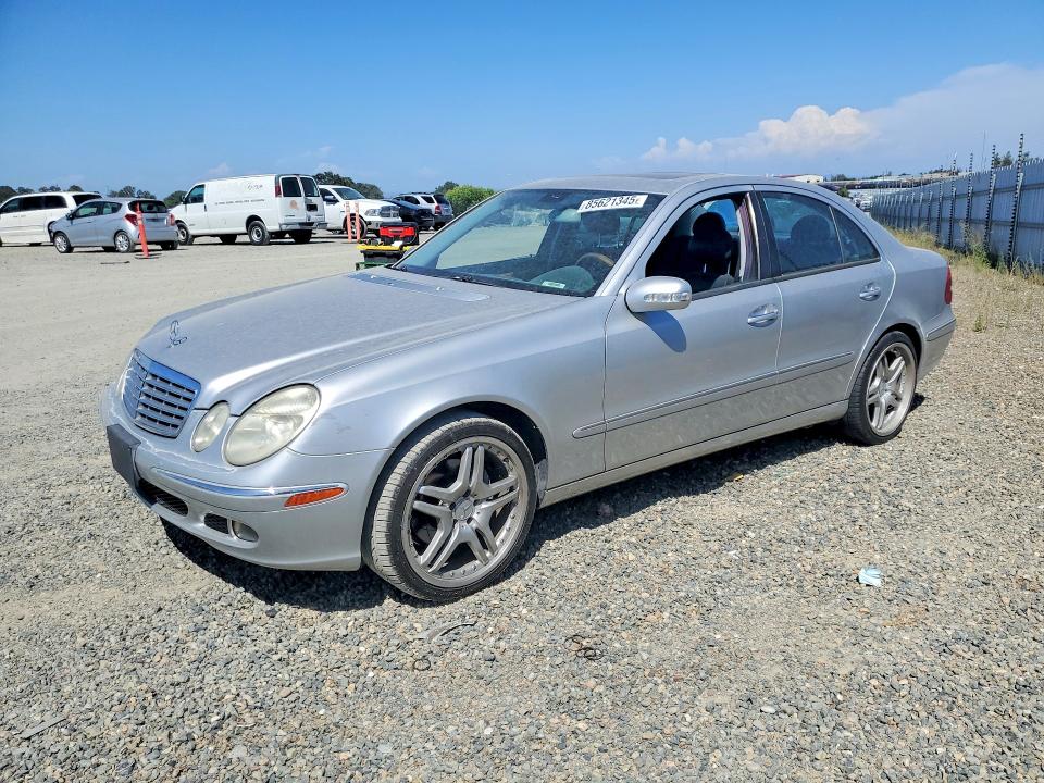 2006 Mercedes-benz E მანქანა იყიდება აუქციონზე, vin: WDBUF56J26A741121, აუქციონის ნომერი: 85621345