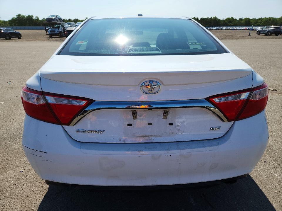 62440266 :رقم المزاد ، 4T1BF1FK8HU627115 vin ، 2017 Toyota Camry مزاد بيع