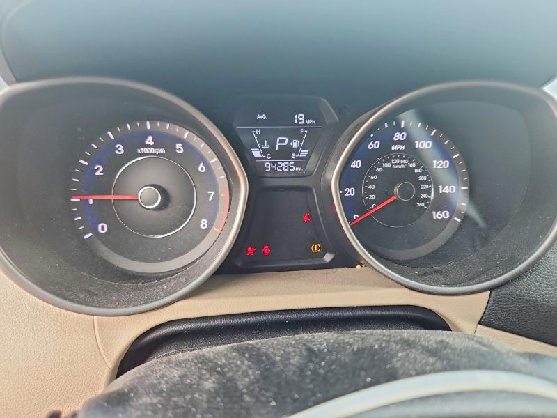 61278626 :رقم المزاد ، 5NPDH4AE4GH749070 vin ، 2016 Hyundai Elantra مزاد بيع