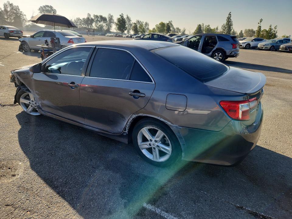 2014 Toyota Camry მანქანა იყიდება აუქციონზე, vin: 4T1BF1FK3EU315134, აუქციონის ნომერი: 59738266