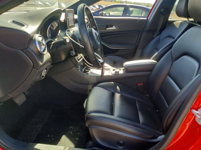 61152006 :رقم المزاد ، WDCTG4GB0GJ209048 vin ، 2016 Mercedes-benz Gla مزاد بيع