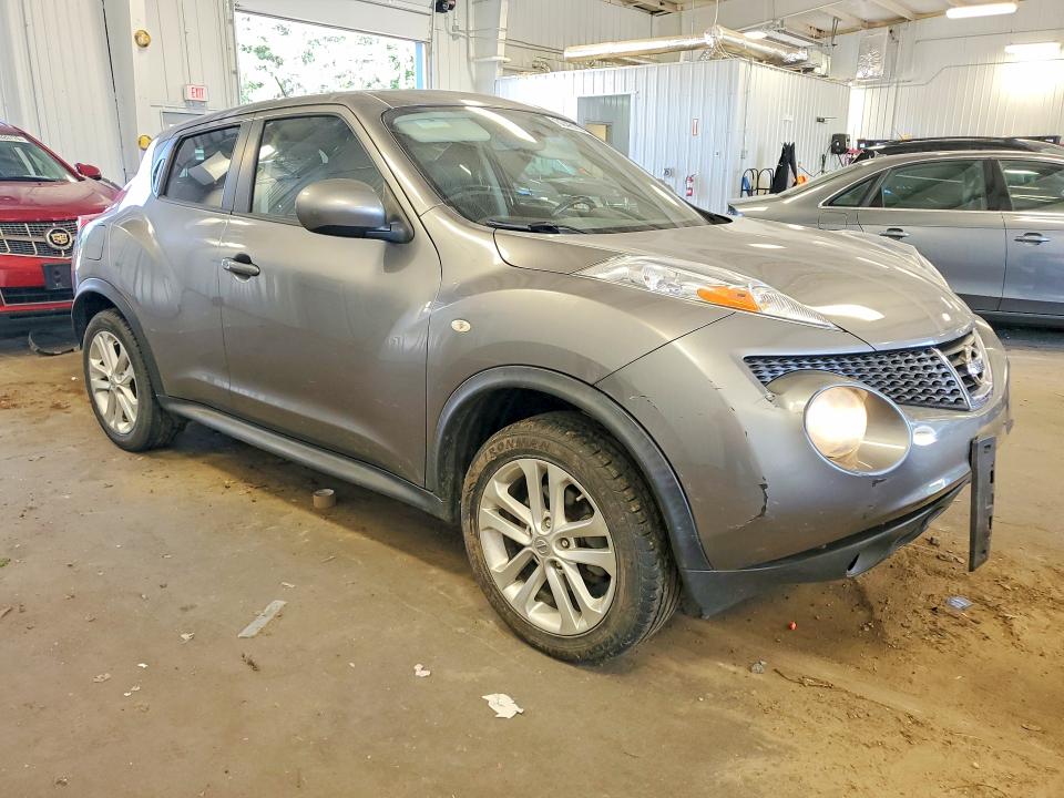 60481026 :رقم المزاد ، JN8AF5MV8ET361332 vin ، 2014 Nissan Juke مزاد بيع