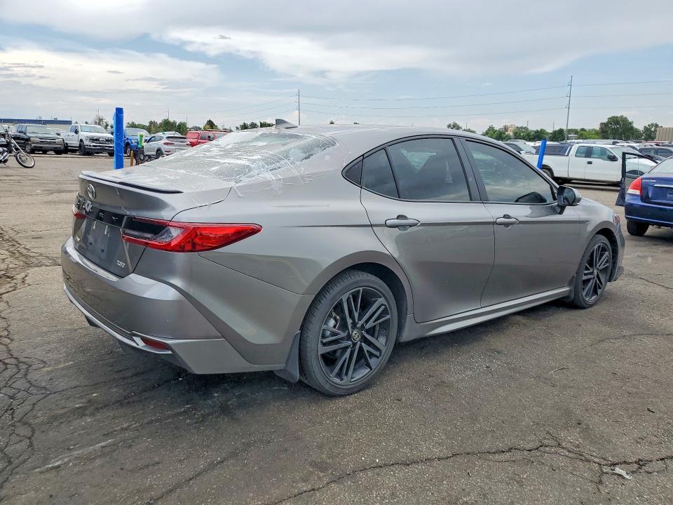 2025 Toyota Camry მანქანა იყიდება აუქციონზე, vin: 4T1DAACK2SU626979, აუქციონის ნომერი: 61663686