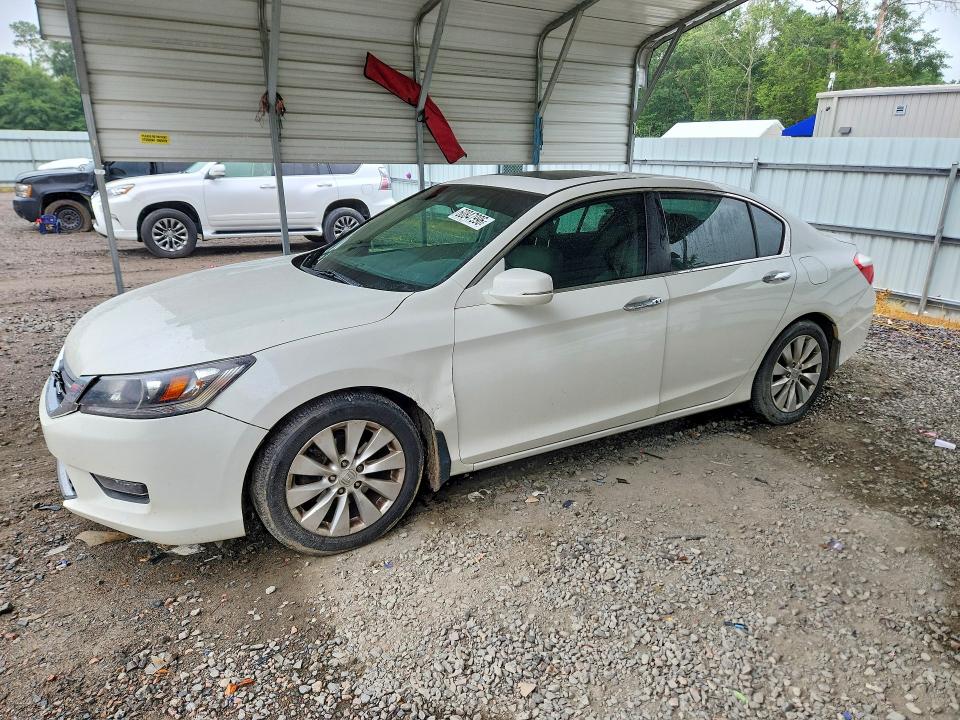 Auction sale of the 2015 Honda 5500ppg, vin: 1HGCR2F85FA260085, lot number: 60847996