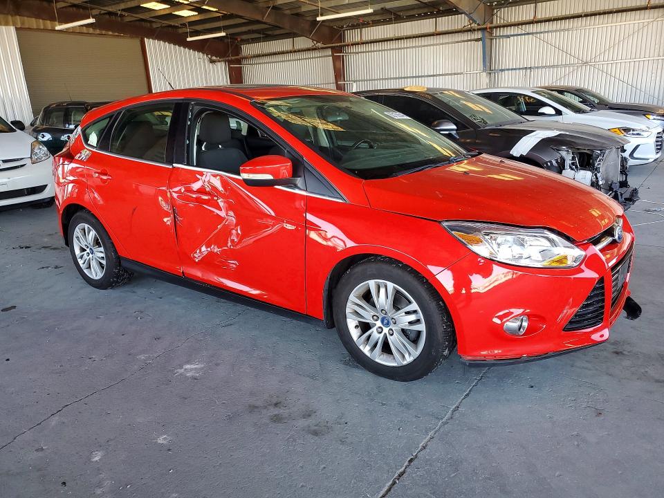 63156546 :رقم المزاد ، 1FAHP3M24CL200397 vin ، 2012 Ford Focus مزاد بيع