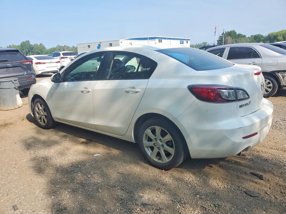 61131706 :رقم المزاد ، JM1BL1UF0D1717700 vin ، 2013 Mazda 3 مزاد بيع