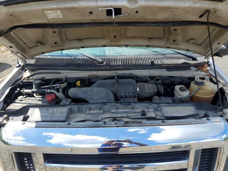 63136586 :رقم المزاد ، 1FBSS31LX9DA80494 vin ، 2009 Ford Econoline مزاد بيع