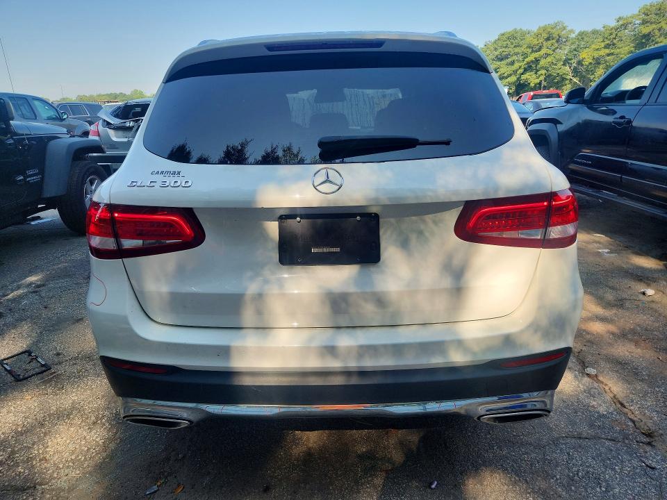 62668146 :رقم المزاد ، WDC0G4JB2KF589324 vin ، 2019 Mercedes-benz Glc مزاد بيع