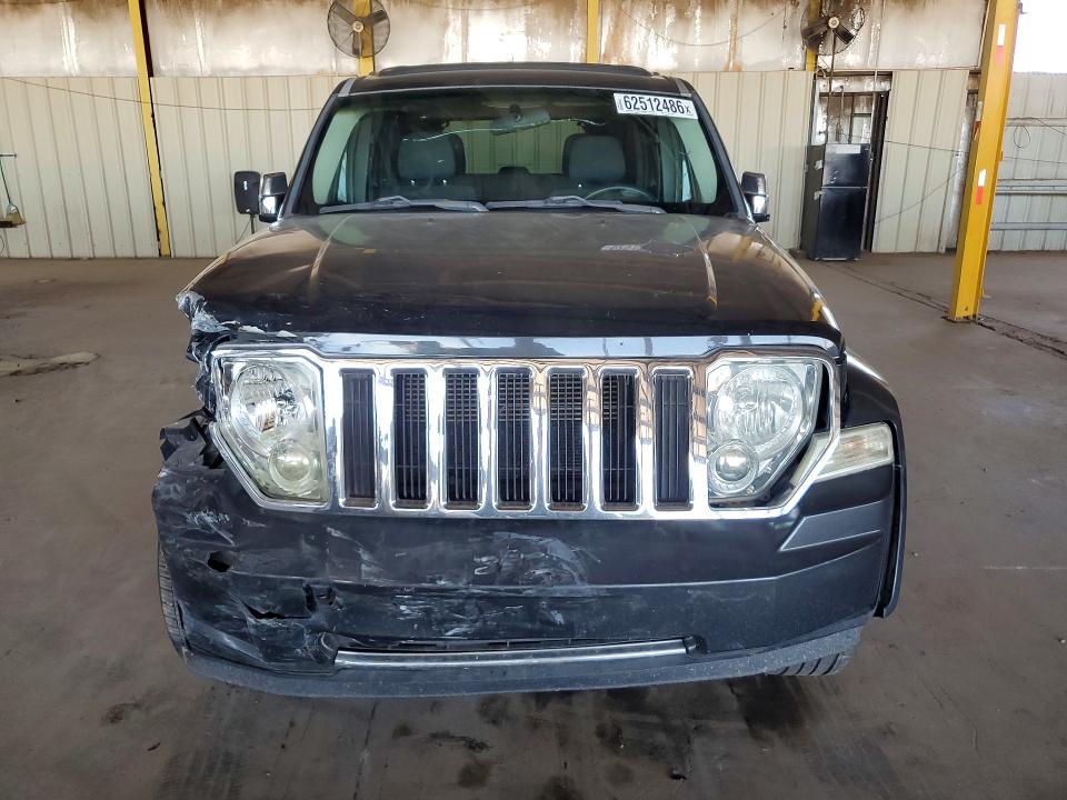 62512486 :رقم المزاد ، 1J4PN2GK7BW544878 vin ، 2011 Jeep Liberty مزاد بيع