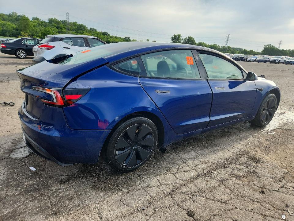 2025 Tesla Model 3 მანქანა იყიდება აუქციონზე, vin: 5YJ3E1EAXSF038068, აუქციონის ნომერი: 61477406
