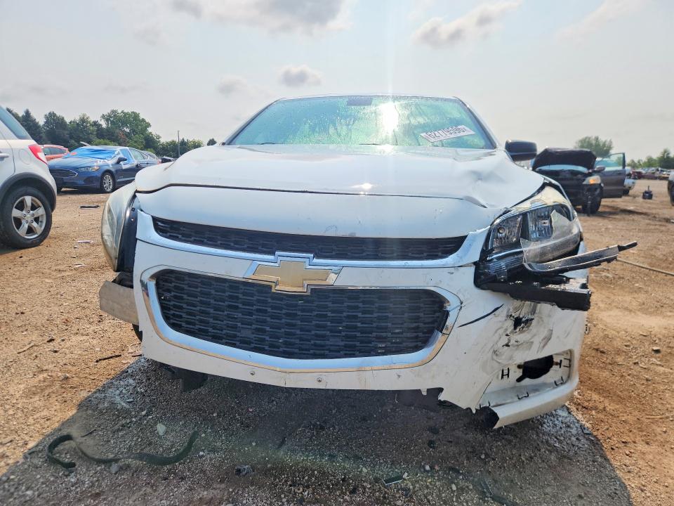 62779596 :رقم المزاد ، 1G11A5SL5FU130565 vin ، 2015 Chevrolet Malibu مزاد بيع
