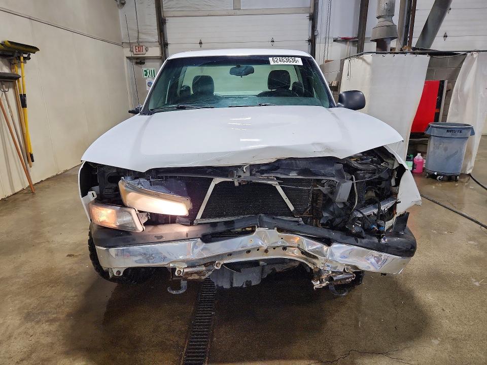 Продаж на аукціоні авто 2005 Chevrolet Silverado, vin: 1GCEK14X75Z282055, номер лоту: 62463636
