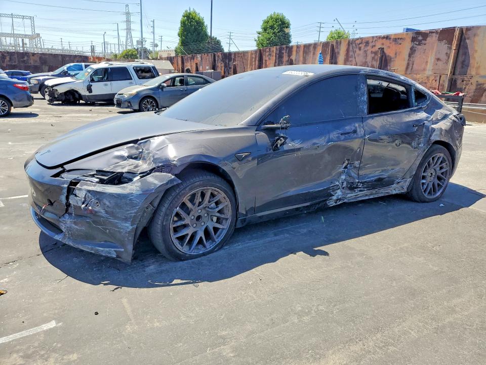 2026 Tesla Model 3 მანქანა იყიდება აუქციონზე, vin: 5YJ3E1EA6TF157981, აუქციონის ნომერი: 59222336