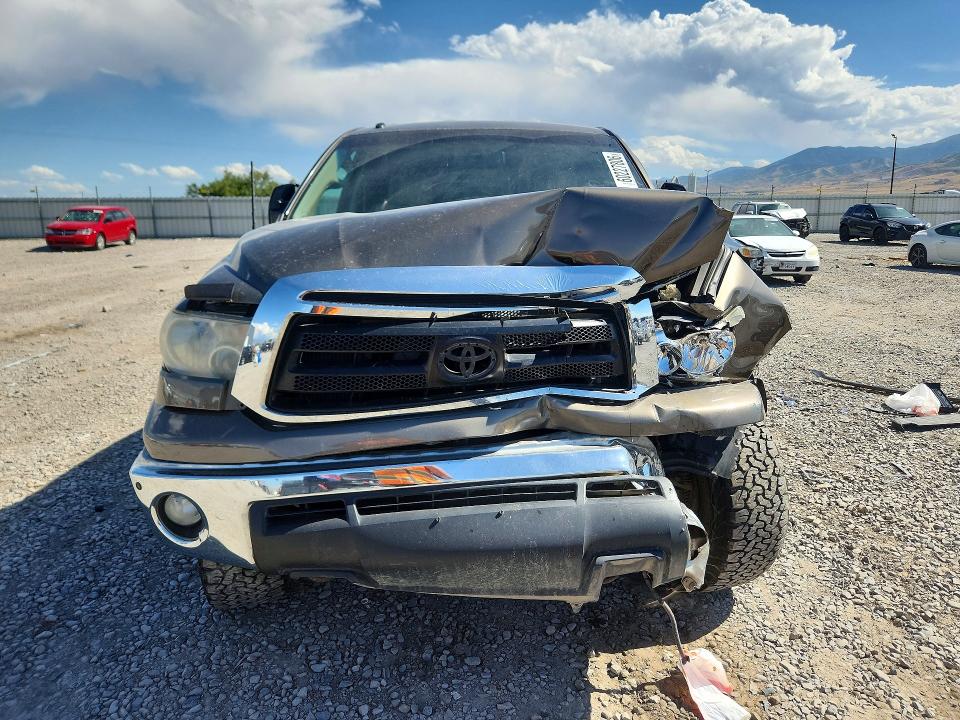 60227806 :رقم المزاد ، 5TFUW5F16AX102814 vin ، 2010 Toyota Tundra مزاد بيع