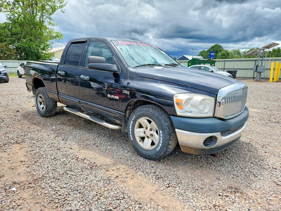 62121796 :رقم المزاد ، 1D7HU18278J184982 vin ، 2008 Dodge Ram 1500 مزاد بيع
