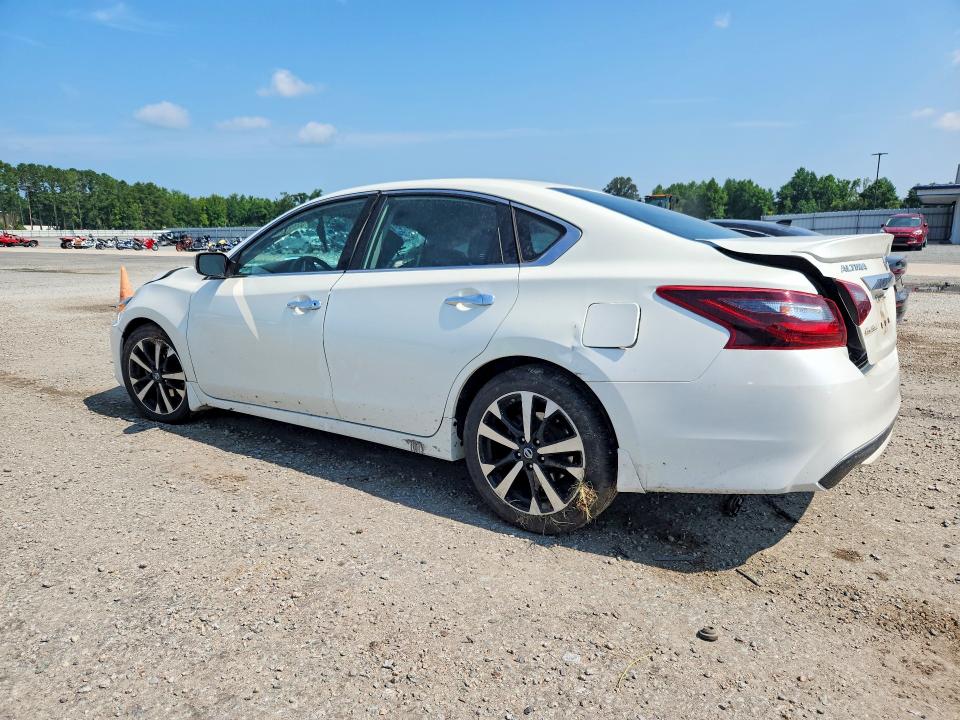 63043726 :رقم المزاد ، 1N4AL3AP7JC109862 vin ، 2018 Nissan Altima مزاد بيع