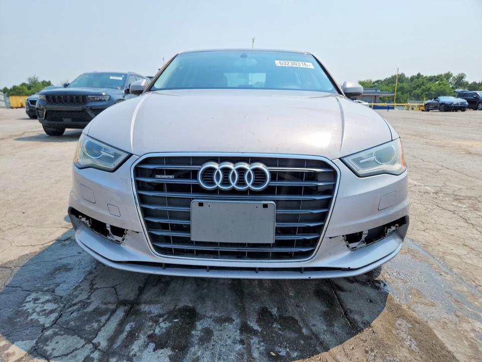 Продажа на аукционе авто 2015 Audi A3, vin: WAUEFGFF8F1134716, номер лота: 63230316