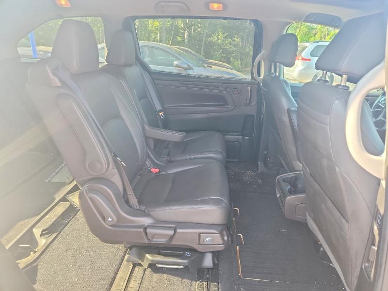 Продажа на аукционе авто 2018 Honda Odyssey, vin: 5FNRL6H6XJB504018, номер лота: 62044206