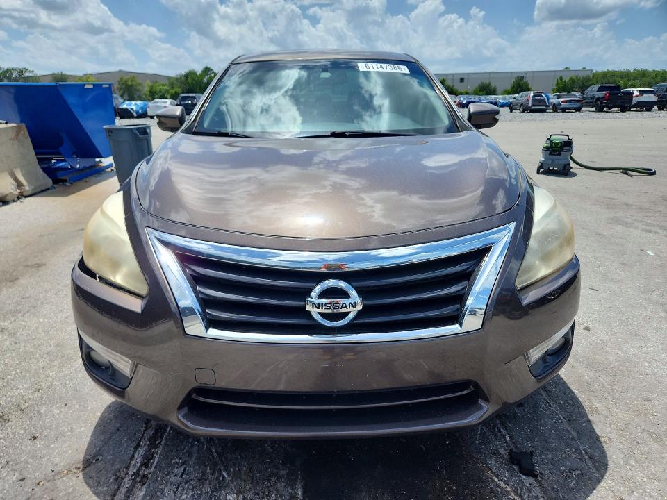 2014 Nissan Altima მანქანა იყიდება აუქციონზე, vin: 1N4AL3AP5EC129744, აუქციონის ნომერი: 61147386
