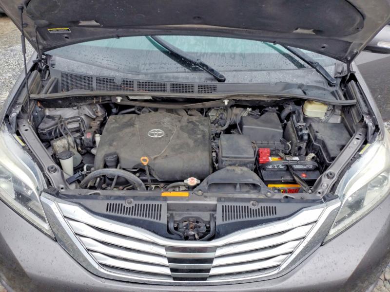 2017 Toyota Sienna მანქანა იყიდება აუქციონზე, vin: 5TDYZ3DC2HS821771, აუქციონის ნომერი: 62570666