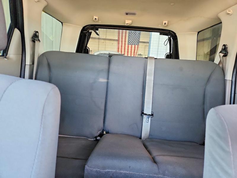 60629116 :رقم المزاد ، 1FMCU0C70AKC82958 vin ، 2010 Ford Escape مزاد بيع