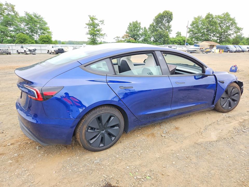2026 Tesla Model 3 მანქანა იყიდება აუქციონზე, vin: 5YJ3E1EA1TF117615, აუქციონის ნომერი: 61556096