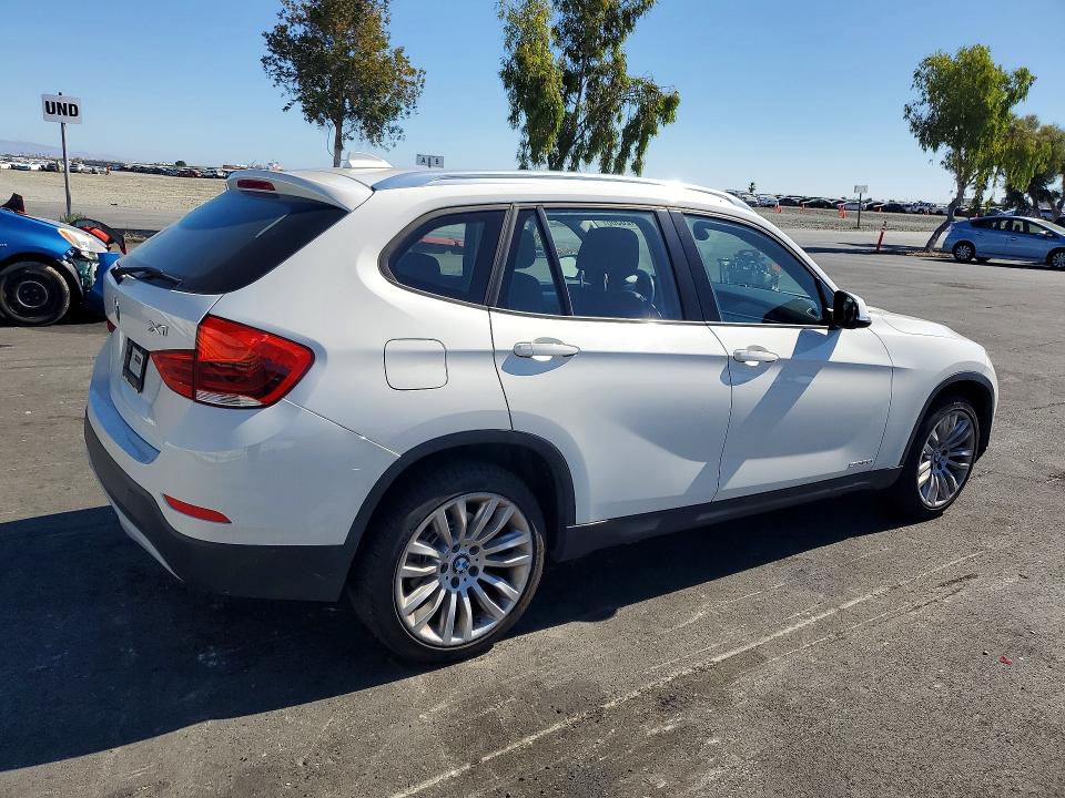 Продаж на аукціоні авто 2015 Bmw X1, vin: WBAVM1C58FV314463, номер лоту: 61120566