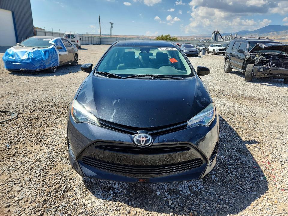 2017 Toyota Corolla მანქანა იყიდება აუქციონზე, vin: 5YFBURHE8HP706393, აუქციონის ნომერი: 61988306