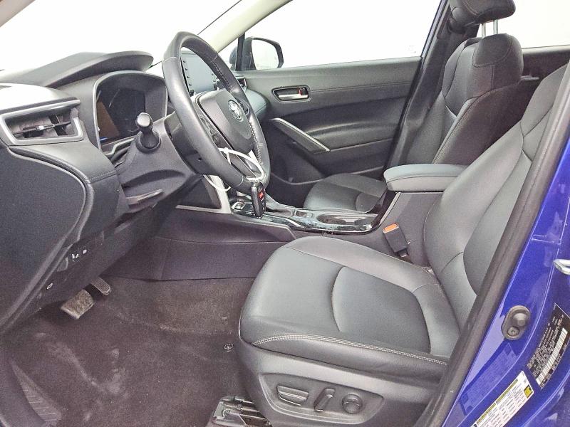 Продаж на аукціоні авто 2022 Toyota Corolla Cross, vin: 7MUDAAAG7NV035418, номер лоту: 60006356
