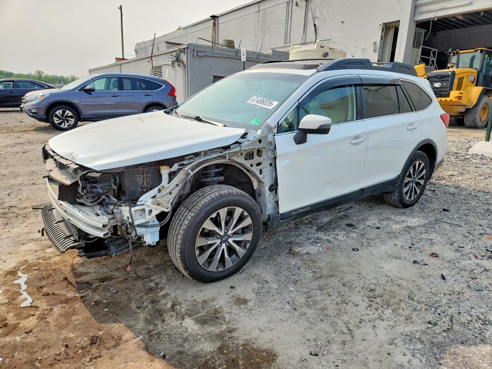 Продаж на аукціоні авто 2015 Subaru Outback, vin: 4S4BSALC1F3324978, номер лоту: 61486026