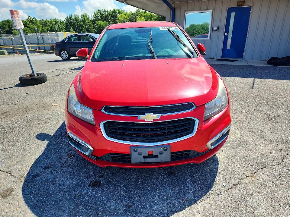 60968376 :رقم المزاد ، 1G1PE5SB8F7284899 vin ، 2015 Chevrolet Cruze مزاد بيع