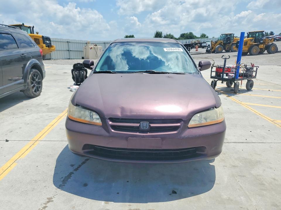 60964496 :رقم المزاد ، 1HGCG565XXA122833 vin ، 1999 Honda Accord مزاد بيع