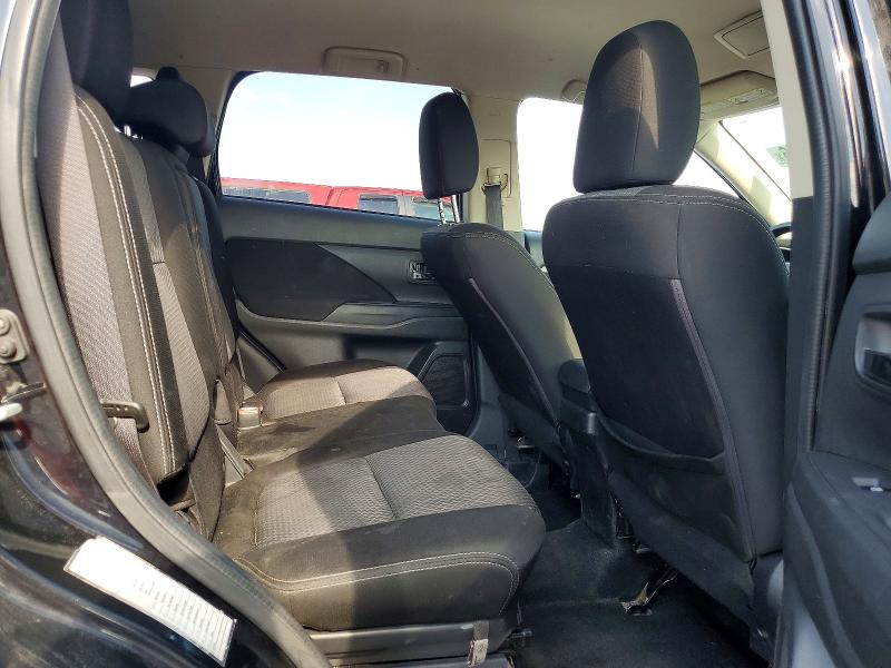 62875796 :رقم المزاد ، JA4AZ3A37HZ045930 vin ، 2017 Mitsubishi Outlander مزاد بيع