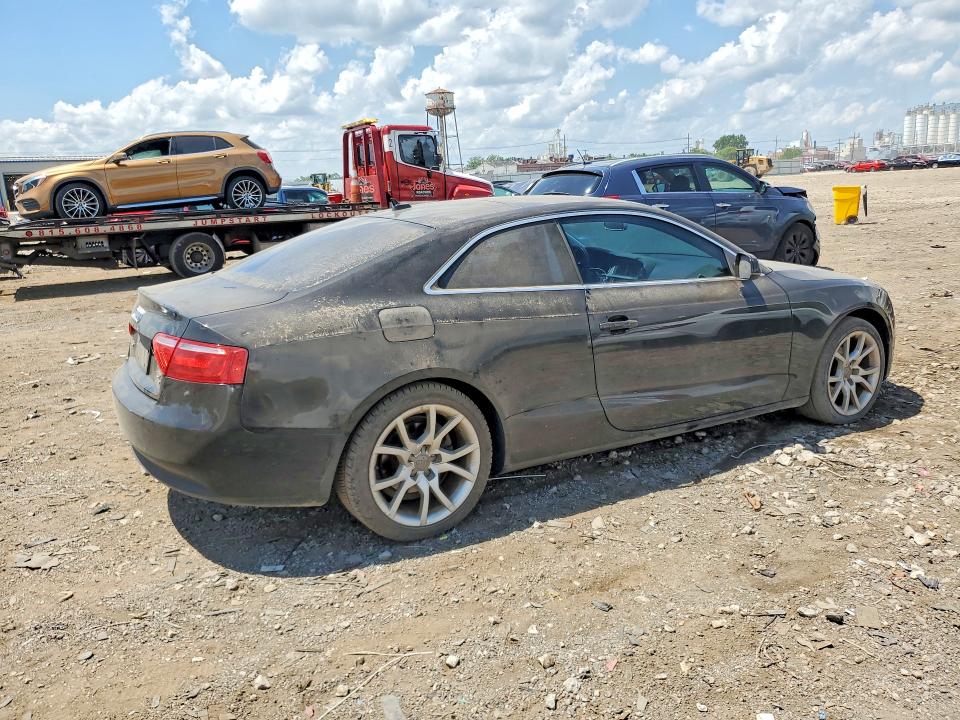 58490376 :رقم المزاد ، WAUCFAFR5BA041175 vin ، 2011 Audi A5 مزاد بيع