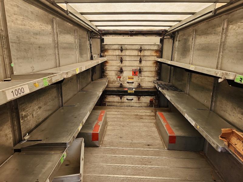59364296 :رقم المزاد ، 4UZAANBW86CW23420 vin ، 2006 Freightliner Chassis مزاد بيع