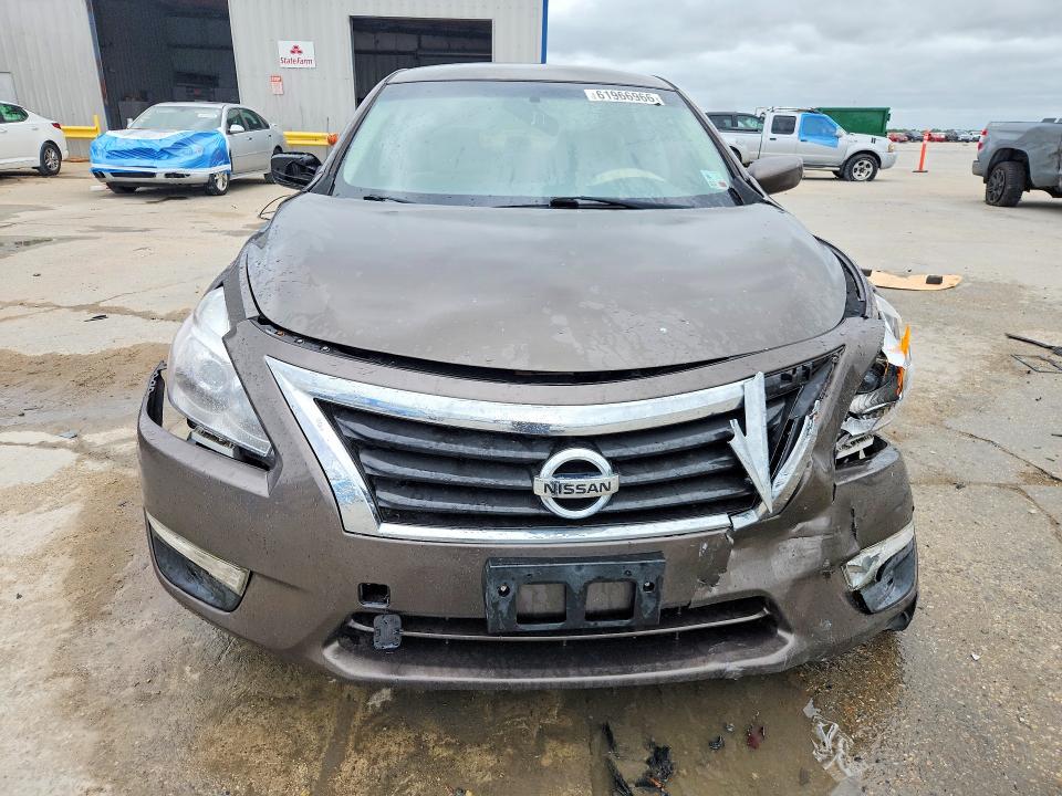 Продаж на аукціоні авто 2015 Nissan Altima, vin: 1N4AL3AP9FC416246, номер лоту: 61966966
