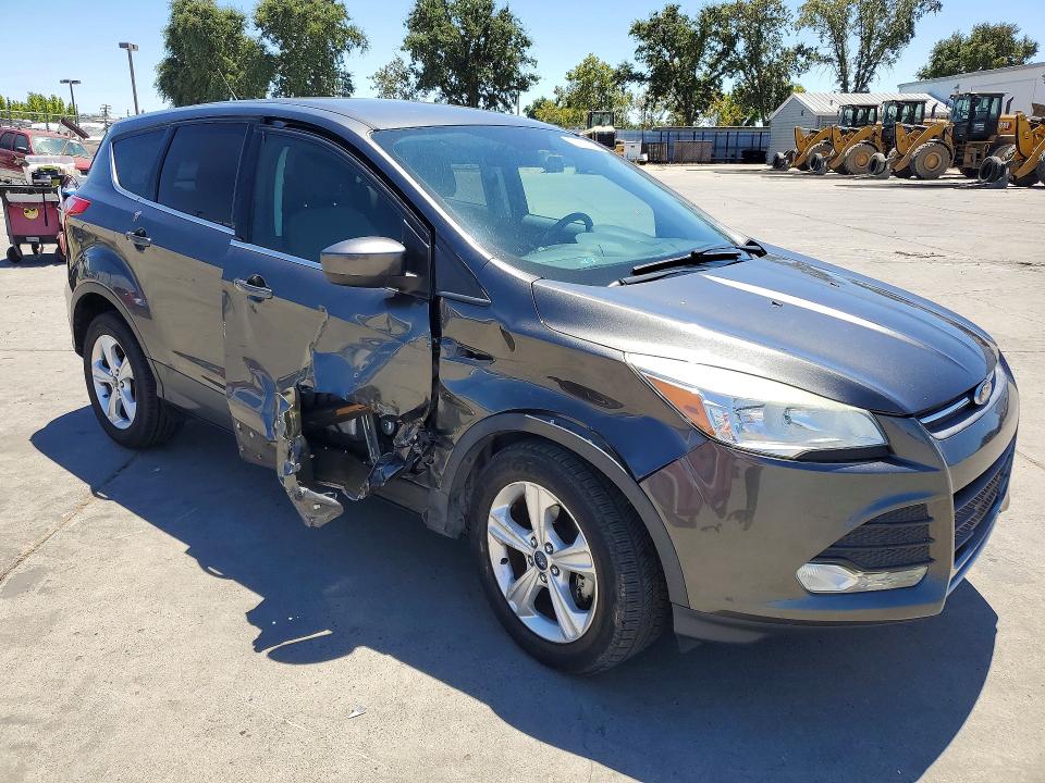 2016 Ford Escape მანქანა იყიდება აუქციონზე, vin: 1FMCU0GX3GUA12226, აუქციონის ნომერი: 61604166